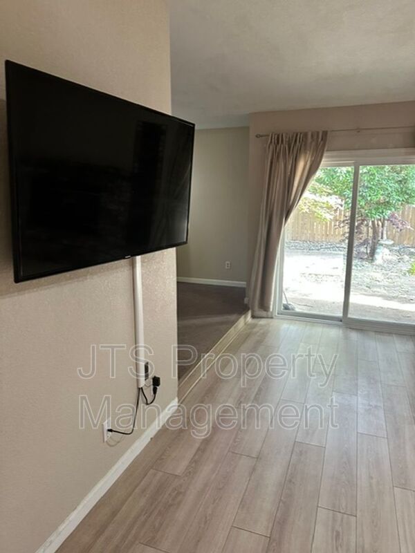 For Rent in a well-established Elk Grove neighborhood! property image