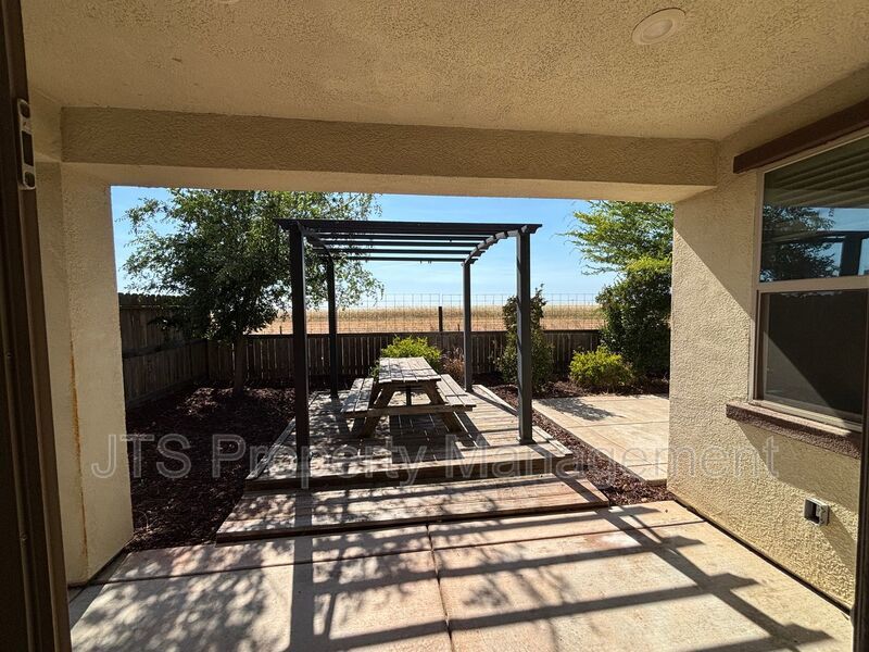 Spacious Rancho Cordova Home Available Soon! property image