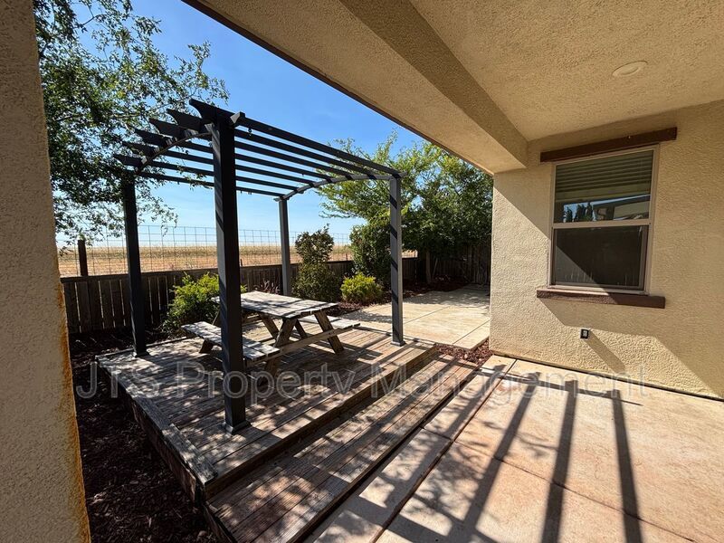 Spacious Rancho Cordova Home Available Soon! property image