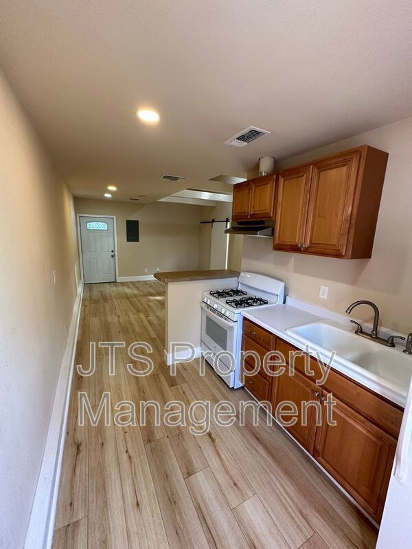 Cozy Carmichael Unit Available Soon! property image