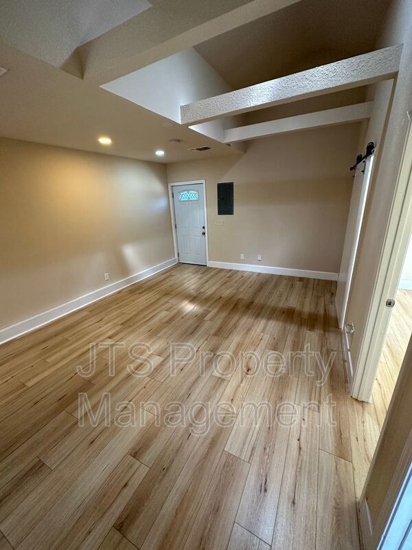 Cozy Carmichael Unit Available Soon! property image