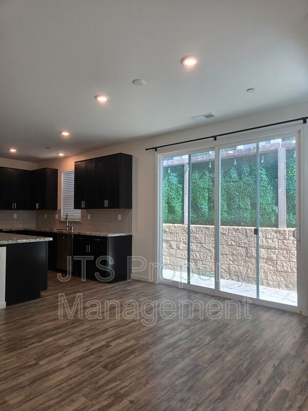 Incredible Gated Solar Folsom Home with clubhouse access! property image