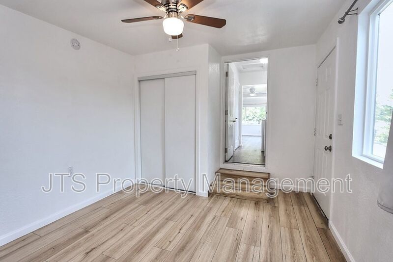 Adorable Carmichael Duplex Steps From Carmichael Park! property image