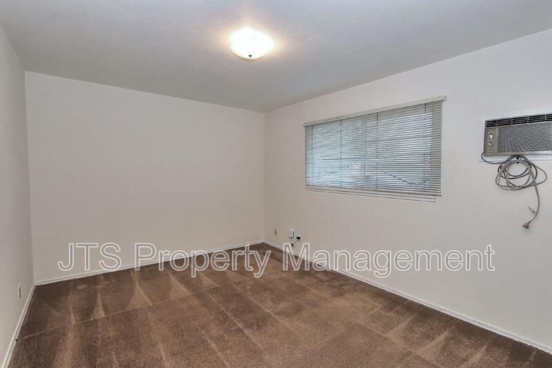 Updated Upstairs 1 Bedroom Across the Street from UC Davis! property image