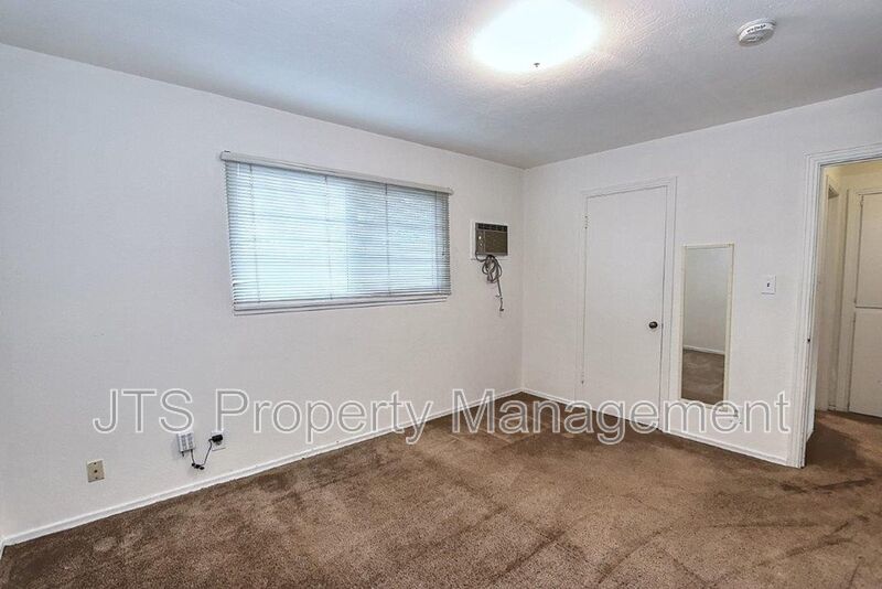 Updated Upstairs 1 Bedroom Across the Street from UC Davis! property image