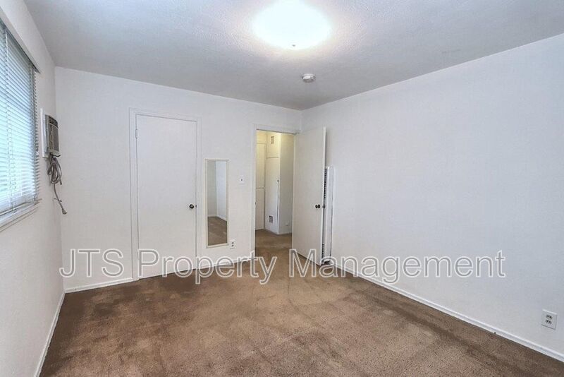 Updated Upstairs 1 Bedroom Across the Street from UC Davis! property image
