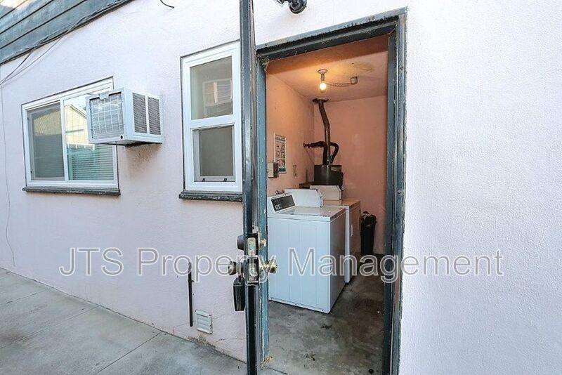 Updated Upstairs 1 Bedroom Across the Street from UC Davis! property image