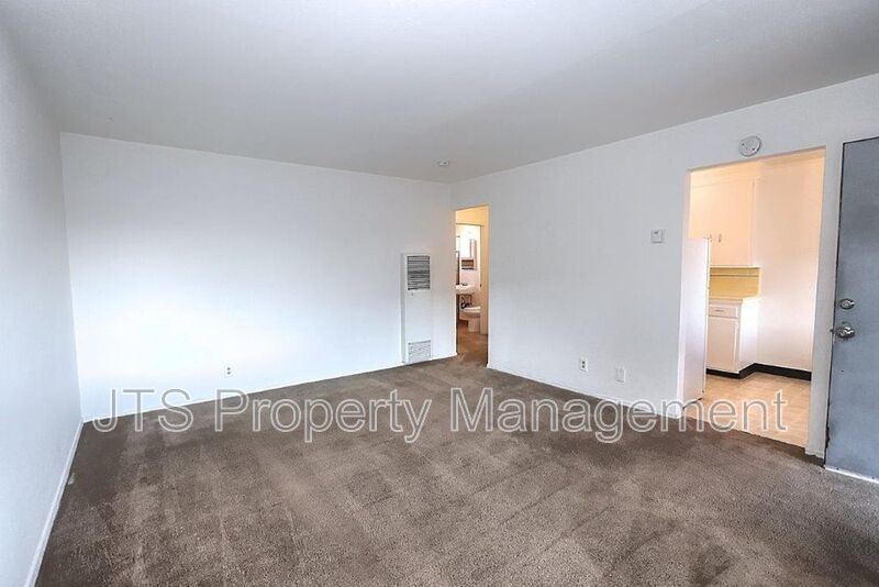 Updated Upstairs 1 Bedroom Across the Street from UC Davis! property image