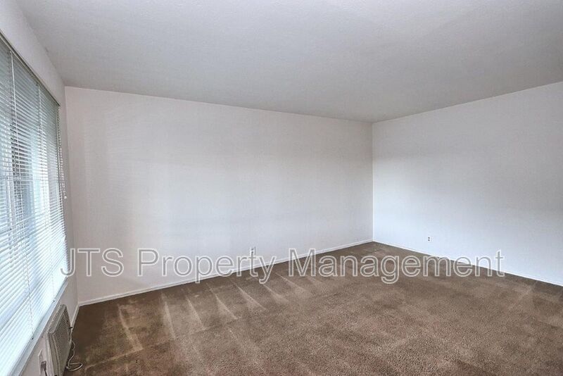 Updated Upstairs 1 Bedroom Across the Street from UC Davis! property image