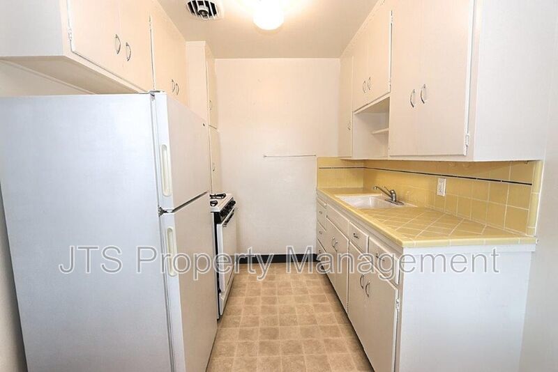 Updated Upstairs 1 Bedroom Across the Street from UC Davis! property image