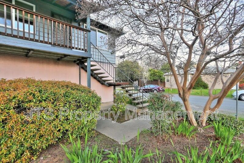Updated Upstairs 1 Bedroom Across the Street from UC Davis! property image