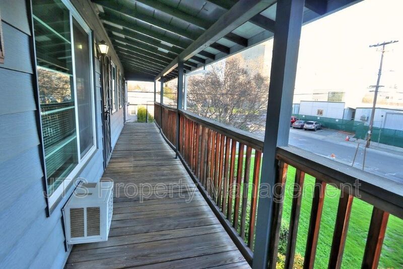 Updated Upstairs 1 Bedroom Across the Street from UC Davis! property image