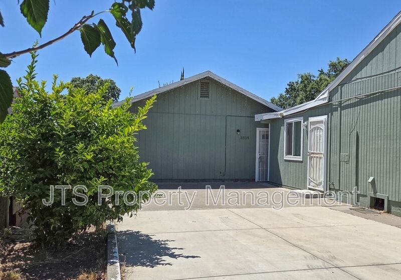 Cozy Carmichael Unit Available Now! property image