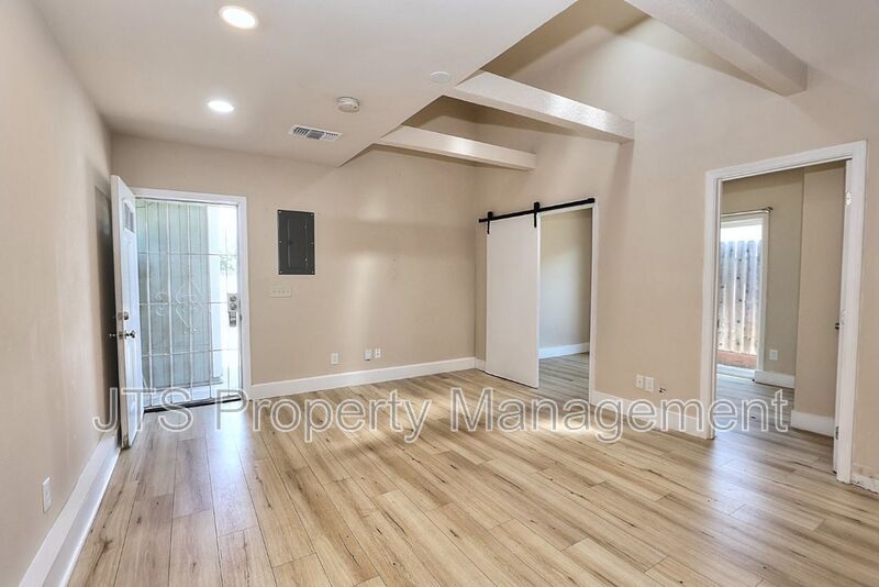 Cozy Carmichael Unit Available Now! property image
