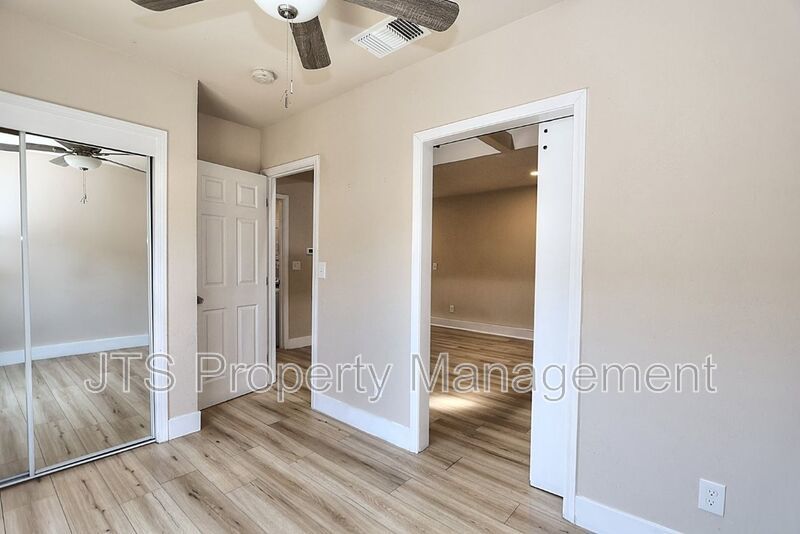 Cozy Carmichael Unit Available Now! property image