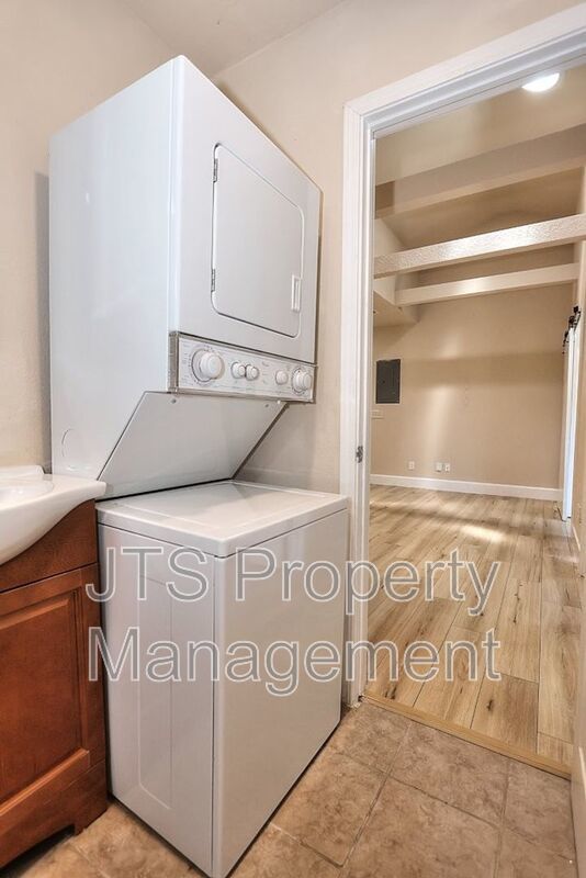 Cozy Carmichael Unit Available Now! property image