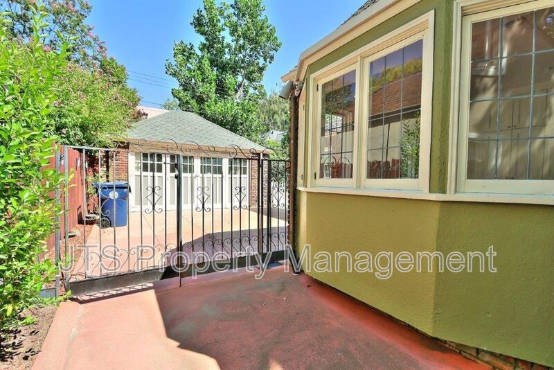 Incredible East Sacramento Home for Rent! property image