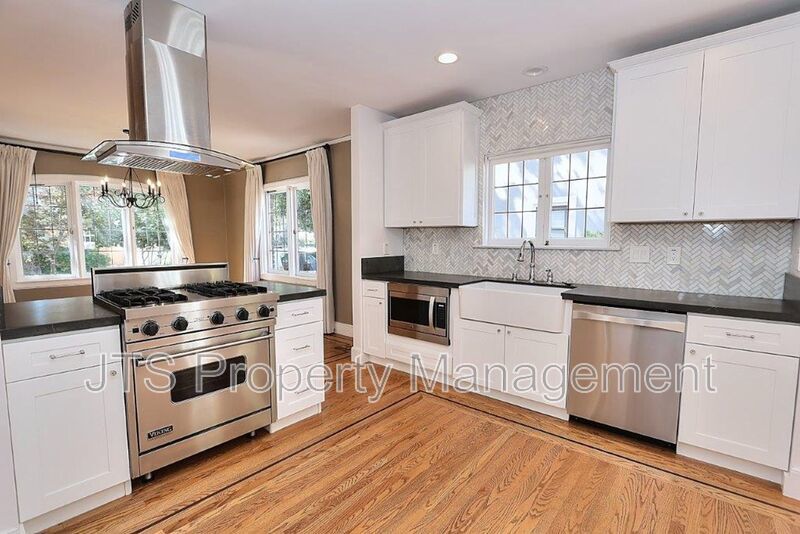 Incredible East Sacramento Home for Rent! property image