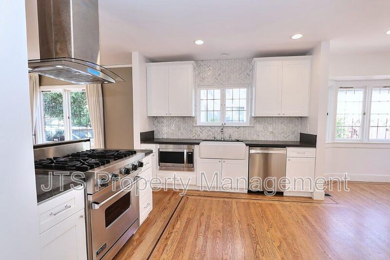 Incredible East Sacramento Home for Rent! property image