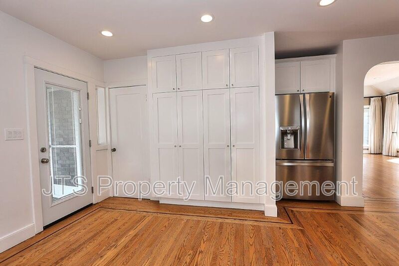 Incredible East Sacramento Home for Rent! property image