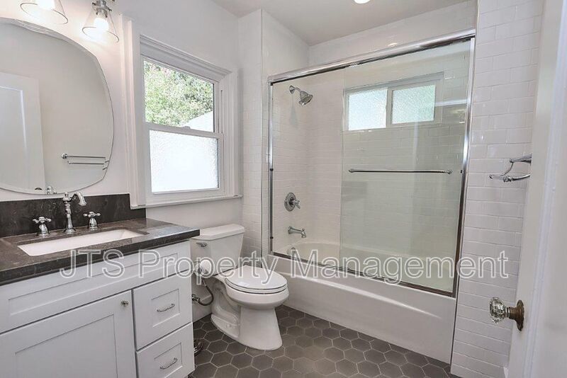 Incredible East Sacramento Home for Rent! property image