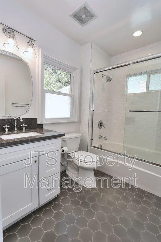 Incredible East Sacramento Home for Rent! property image