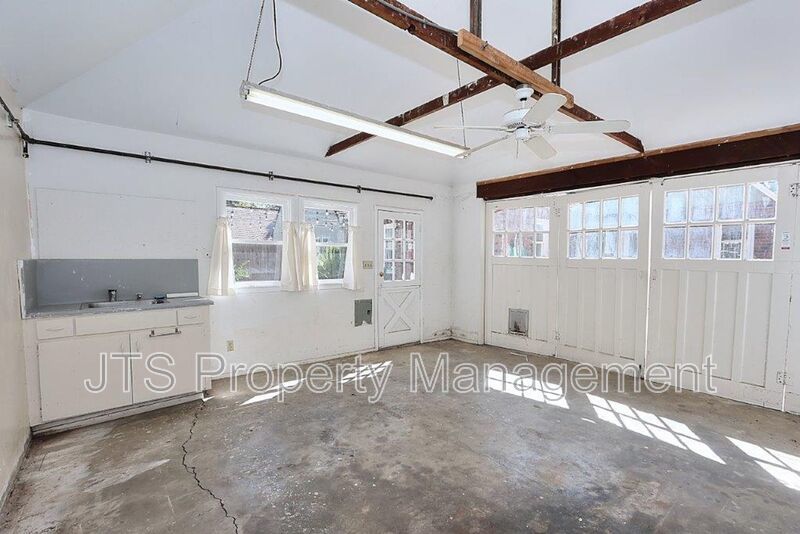 Incredible East Sacramento Home for Rent! property image