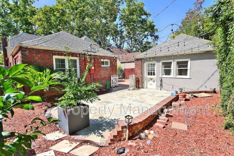 Incredible East Sacramento Home for Rent! property image