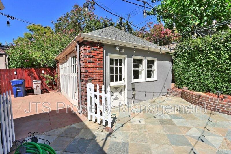 Incredible East Sacramento Home for Rent! property image