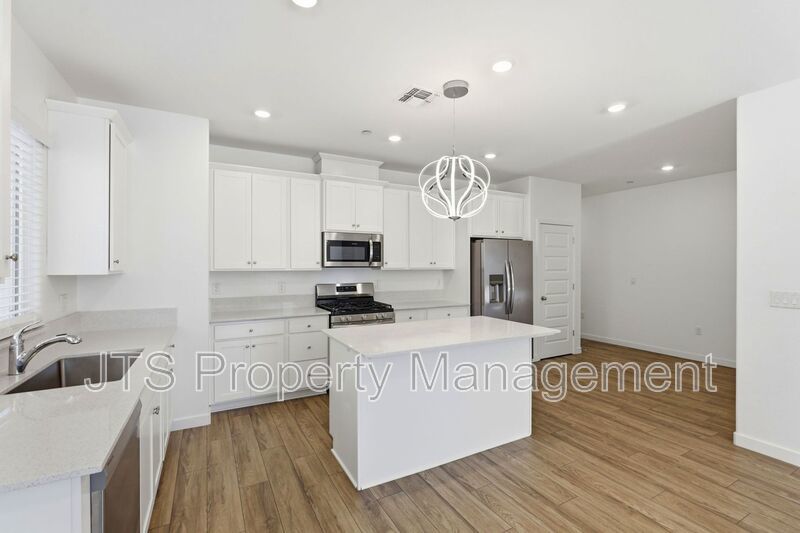 Modern 3 Bed, 2 Bath Home Built in 2024! property image