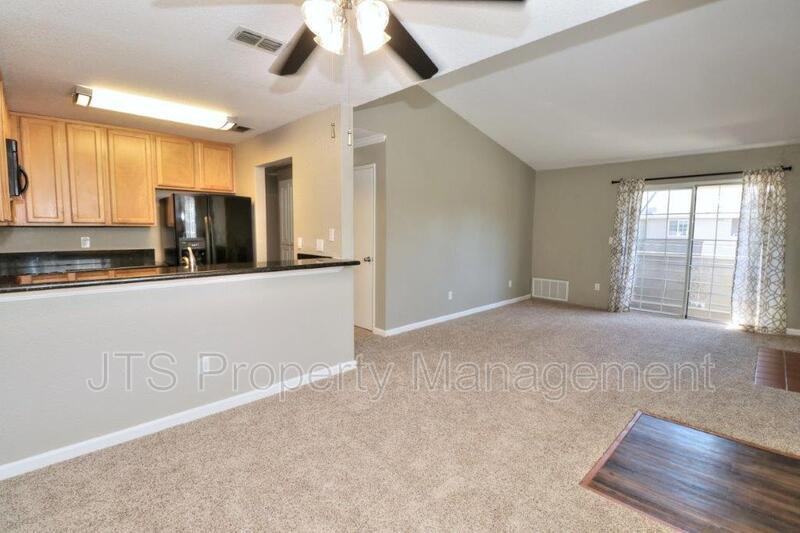 Upper Level Condo For Rent in Trinity Woods! property image