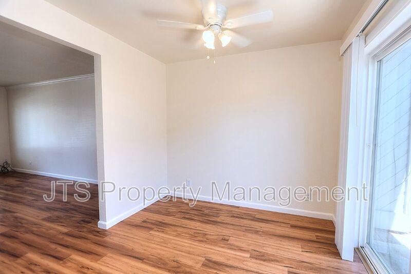 Condo For Rent Steps From Community Pool! property image