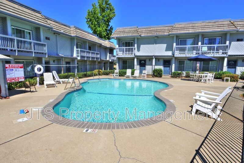 Condo For Rent Steps From Community Pool! property image