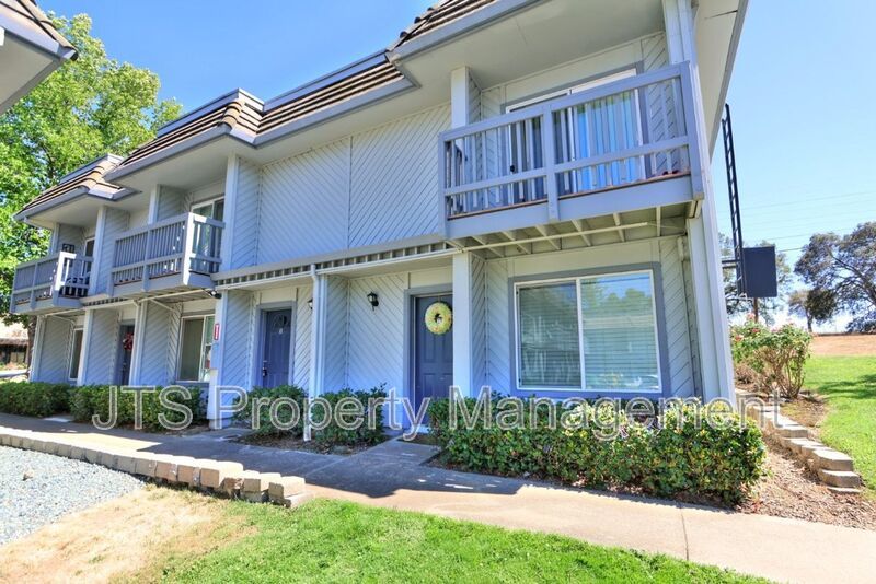 Condo For Rent Steps From Community Pool! property image