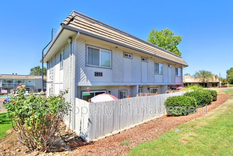 Condo For Rent Steps From Community Pool! property image