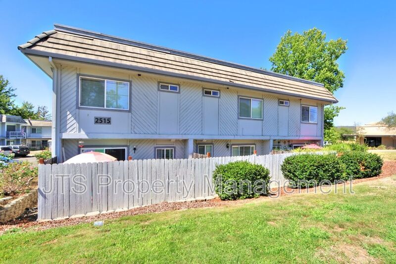 Condo For Rent Steps From Community Pool! property image