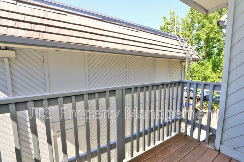 Condo For Rent Steps From Community Pool! property image