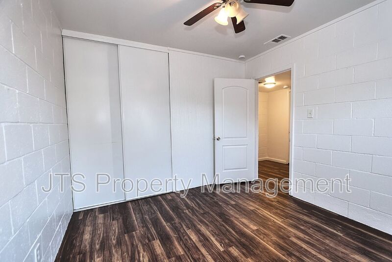 Cozy 2 bed 1 bath Unit in South Tahoe Park! property image