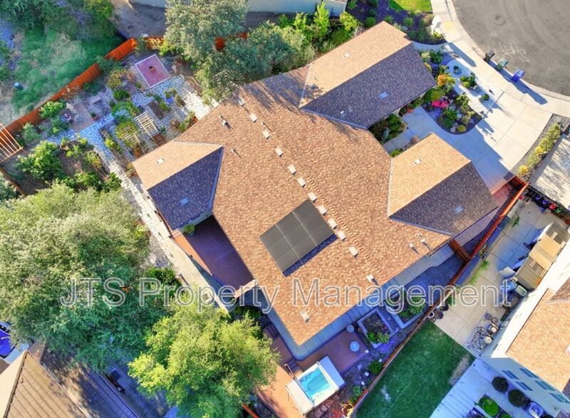 2,680 SF Fair Oaks Home | 3 Bedrooms + 2 Flex Rooms + Outdoor Kitchen property image