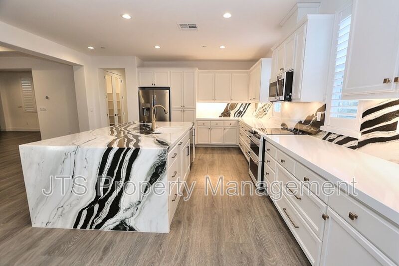 2,680 SF Fair Oaks Home | 3 Bedrooms + 2 Flex Rooms + Outdoor Kitchen property image
