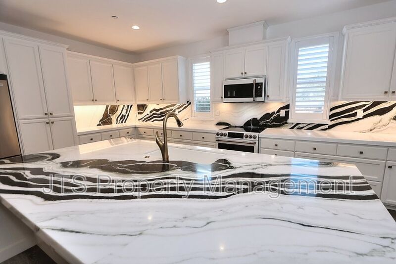 2,680 SF Fair Oaks Home | 3 Bedrooms + 2 Flex Rooms + Outdoor Kitchen property image