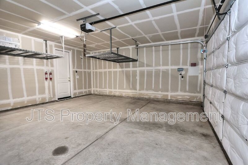 2,680 SF Fair Oaks Home | 3 Bedrooms + 2 Flex Rooms + Outdoor Kitchen property image
