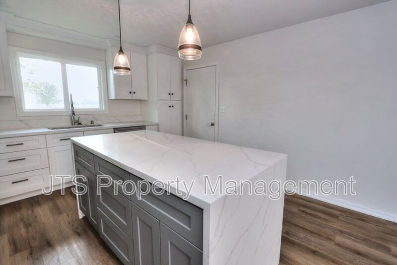 Newly Remodeled Home in Lincoln for Rent Now! property image