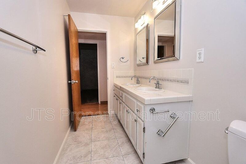Fair Oaks Beauty off Winding Way- Available Soon! property image
