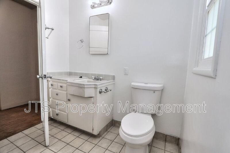 Nice 2 bed Duplex Coming Available Now! property image