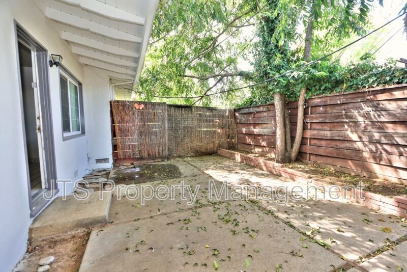 Nice 2 bed Duplex Coming Available Now! property image