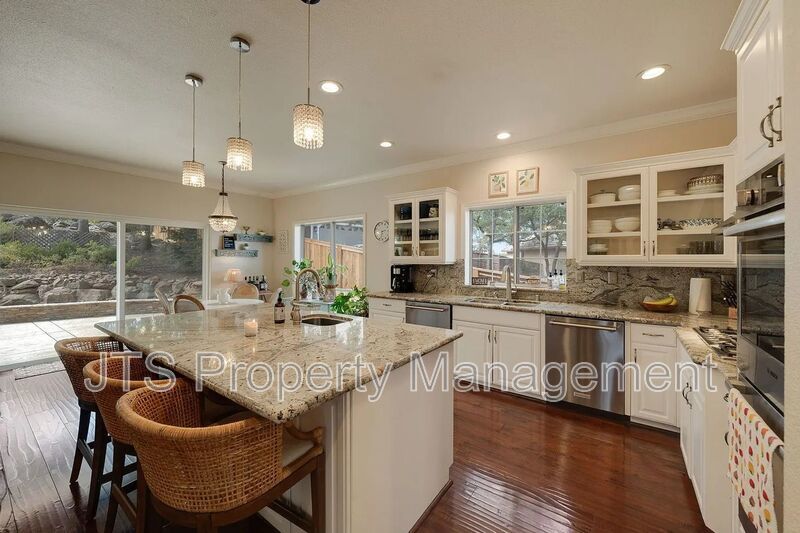 Luxury El Dorado Hills Estate with Resort-Style Backyard property image