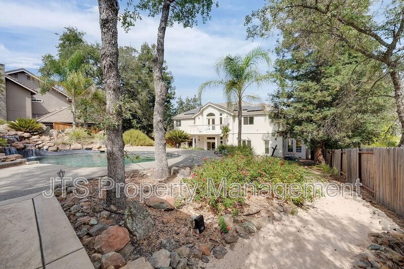 Luxury El Dorado Hills Estate with Resort-Style Backyard property image