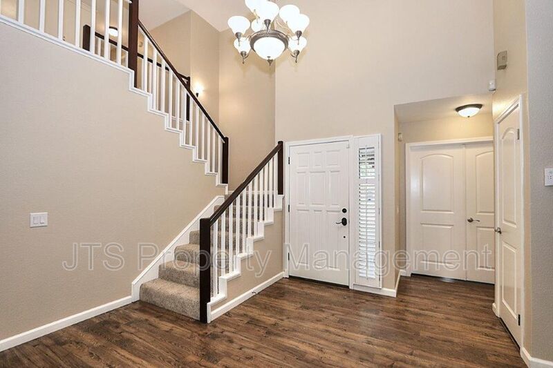 Incredible Gold River Home Steps from the American River Bike Trail! property image