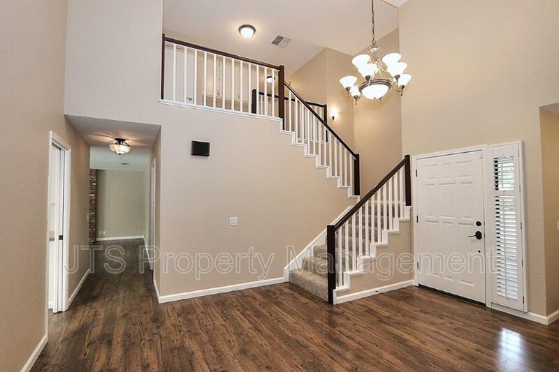Incredible Gold River Home Steps from the American River Bike Trail! property image